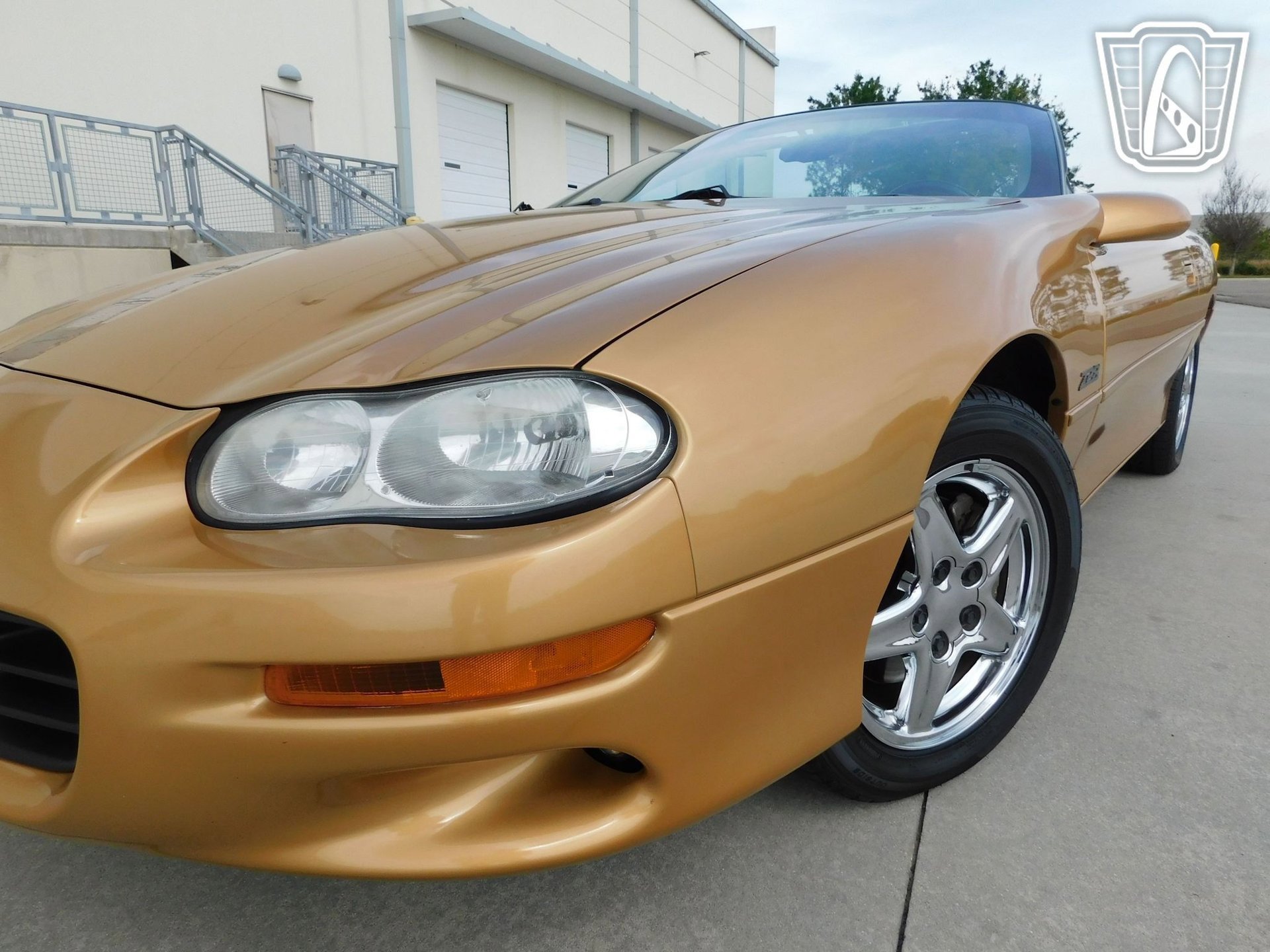 Used 1998 Chevrolet Camaro Z28 RWD image 39