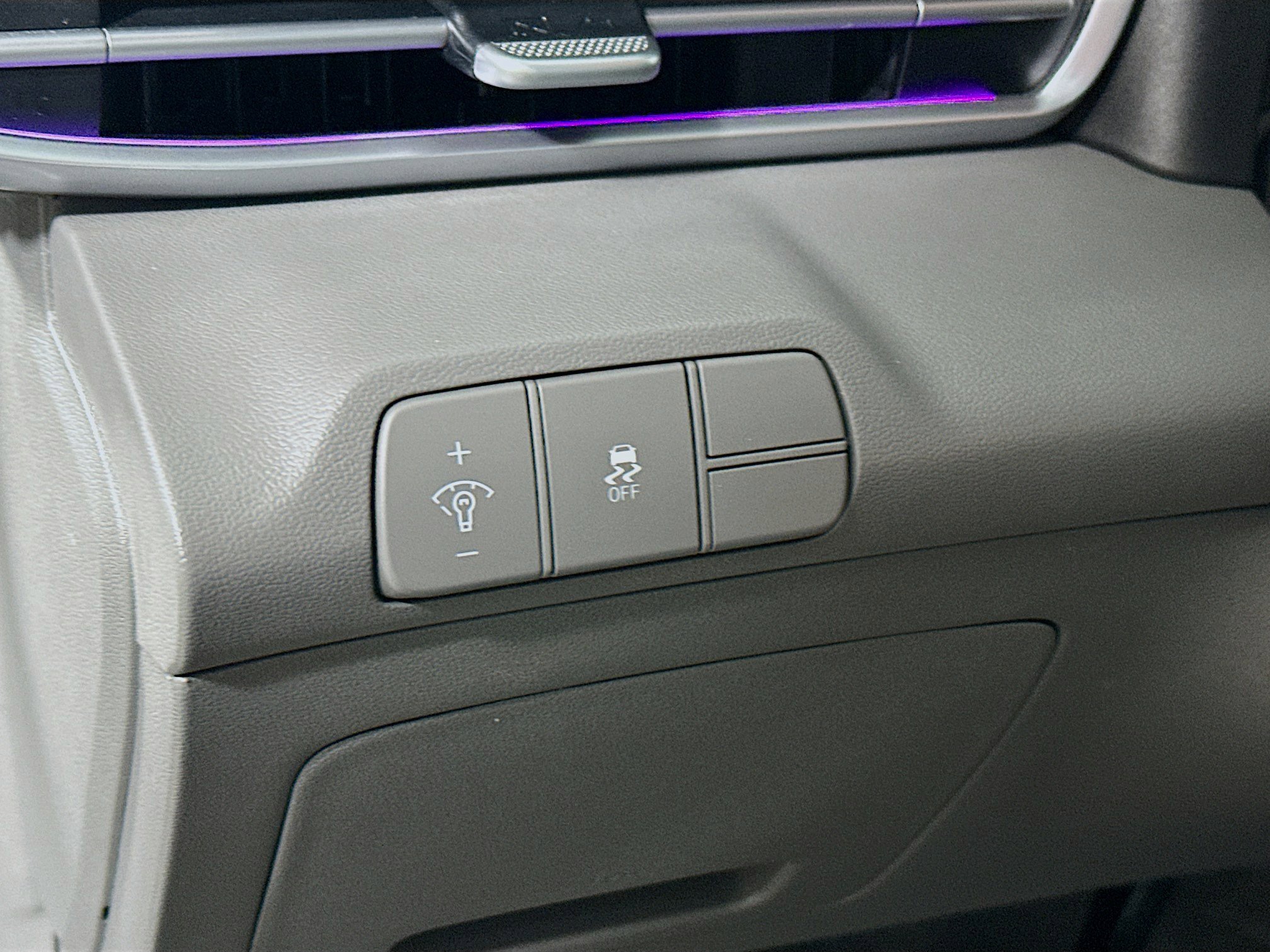 Certified 2024 Hyundai Elantra SEL image 10