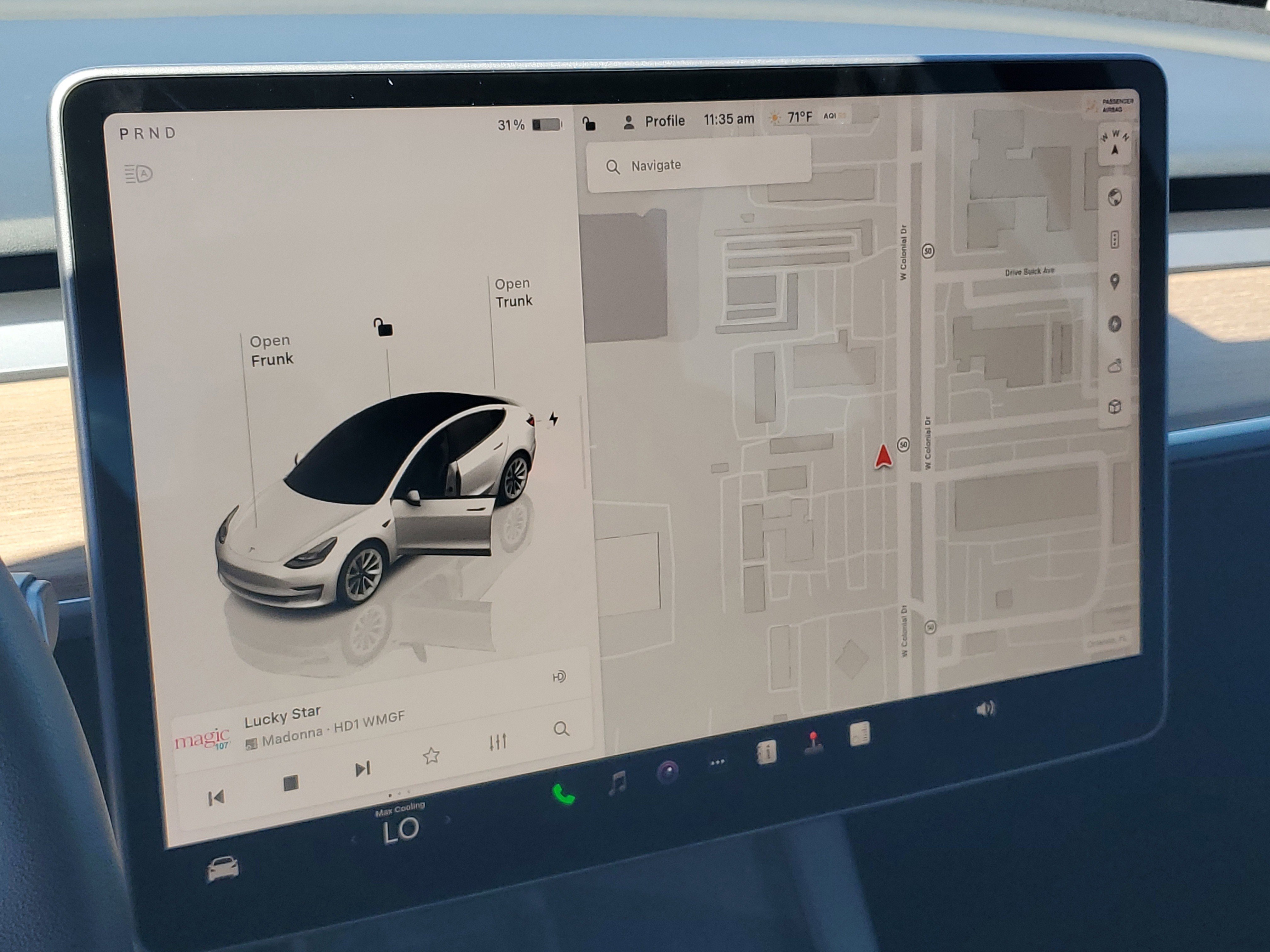 Used 2023 Tesla Model 3 Standard Range image 22