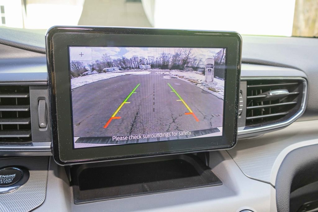 Used 2022 Ford Explorer XLT w/ Equipment Group 202A image 21