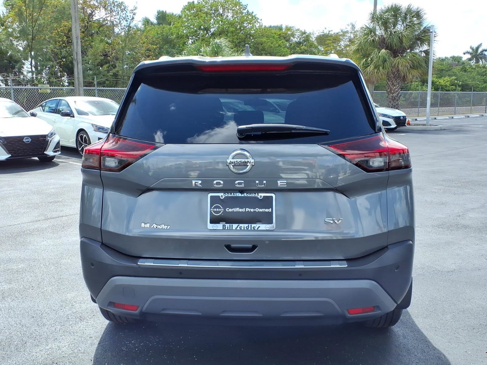 Certified 2021 Nissan Rogue SV w/ Premium Package image 13