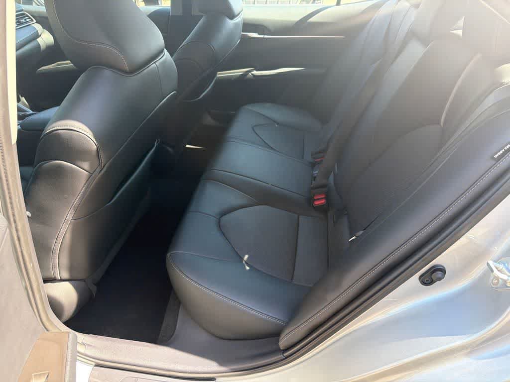 Used 2022 Toyota Camry XSE FWD image 17