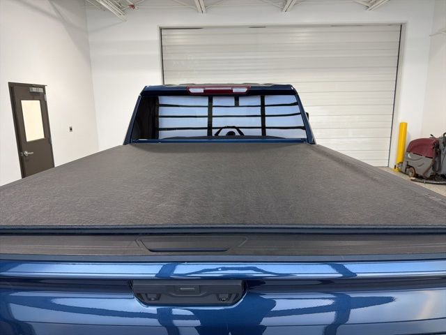 Used 2022 Chevrolet Silverado 2500 Custom w/ Custom Value Package AWD/4WD image 27