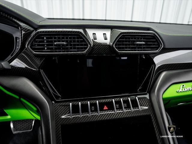 Used 2024 Lamborghini Urus S AWD/4WD image 25