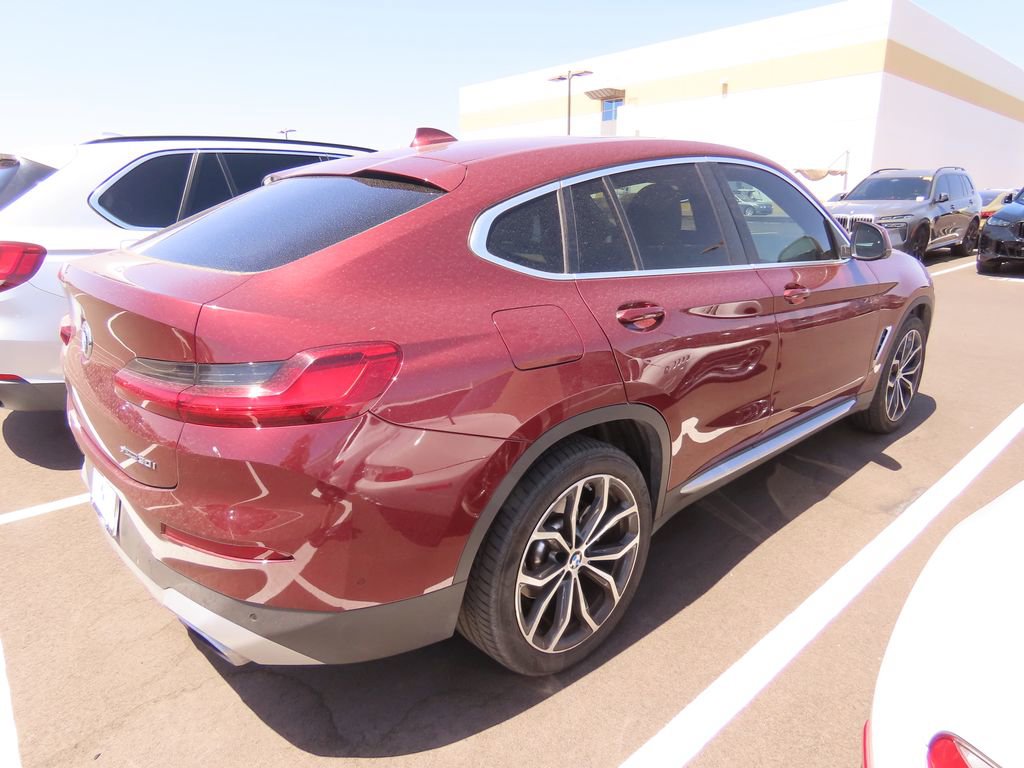 Certified 2023 BMW X4 xDrive30i w/ Premium Package image 3