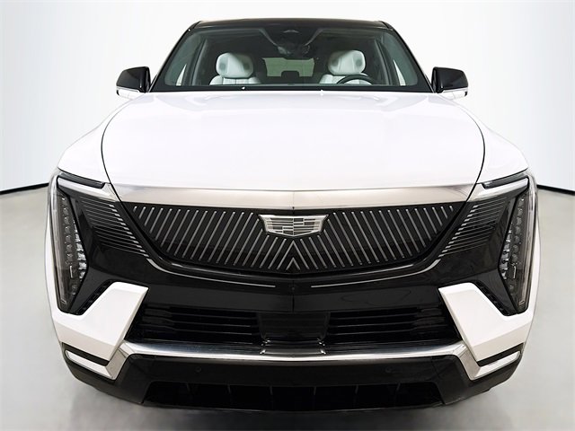 New 2025 Cadillac Escalade IQ Luxury 1 w/ Smart Trailering package image 2