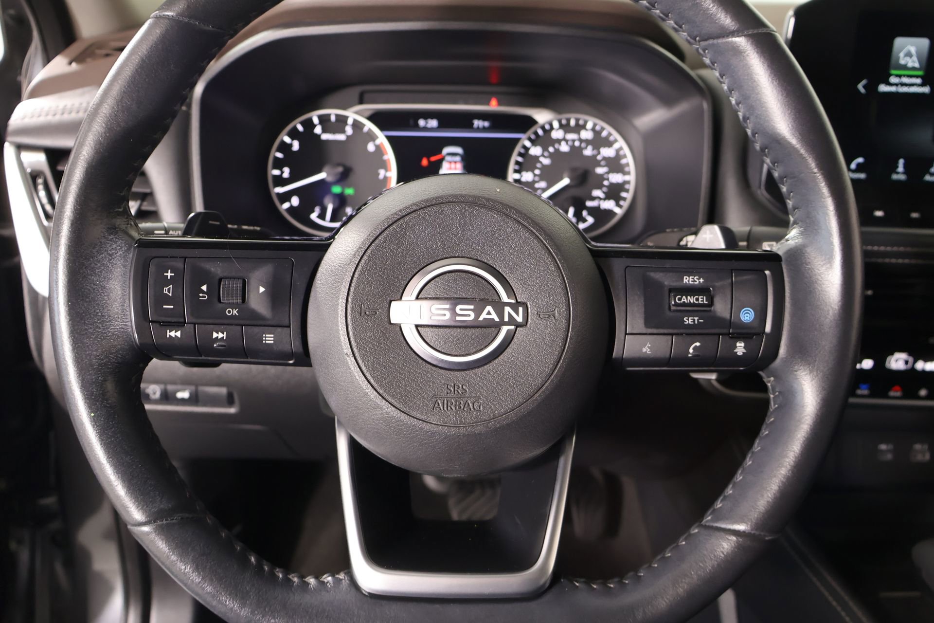 Used 2023 Nissan Rogue SL w/ SL Premium Package AWD/4WD image 3