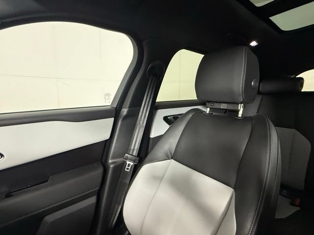 New 2026 Land Rover Range Rover Velar Belgravia AWD/4WD image 19