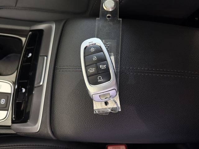 Used 2024 Hyundai Santa Cruz Night image 32