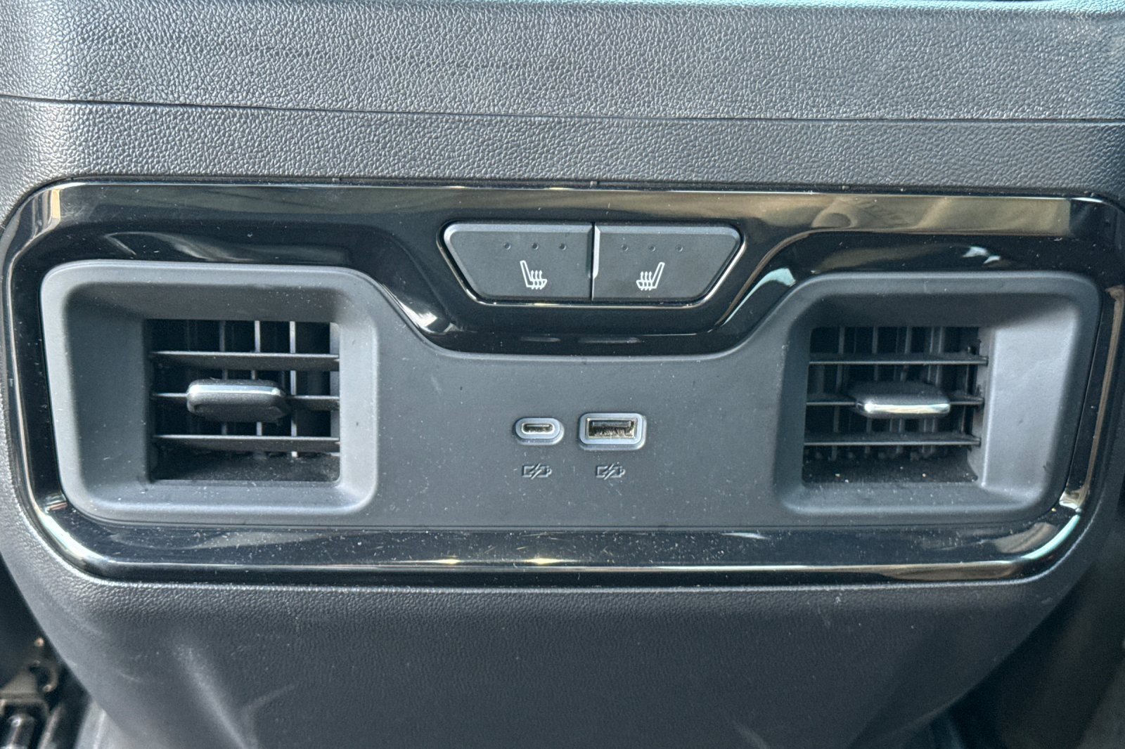 Used 2022 GMC Sierra 1500 AT4 w/ AT4 Premium Package image 44