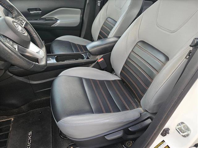 Used 2022 Nissan Kicks SR w/ Premium Package image 15