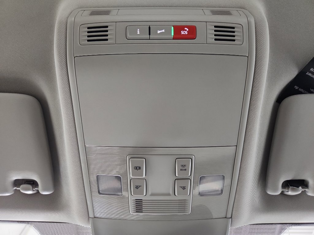 New 2026 Volkswagen Taos S image 24