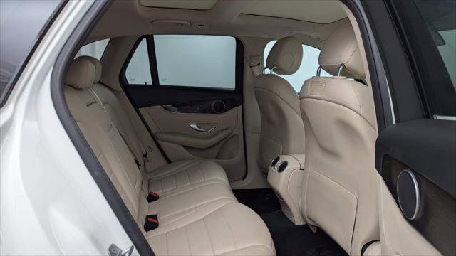 Used 2018 Mercedes-Benz GLC 300 image 19