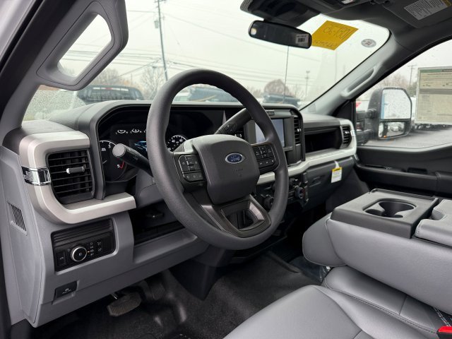 New 2025 Ford F350 XL w/ XL Chrome Package AWD/4WD image 12