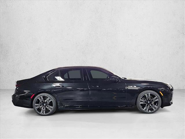 New 2026 BMW i7 M70 AWD/4WD image 4