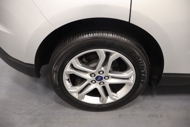 Used 2018 Ford Edge Titanium w/ Equipment Group 301A image 26