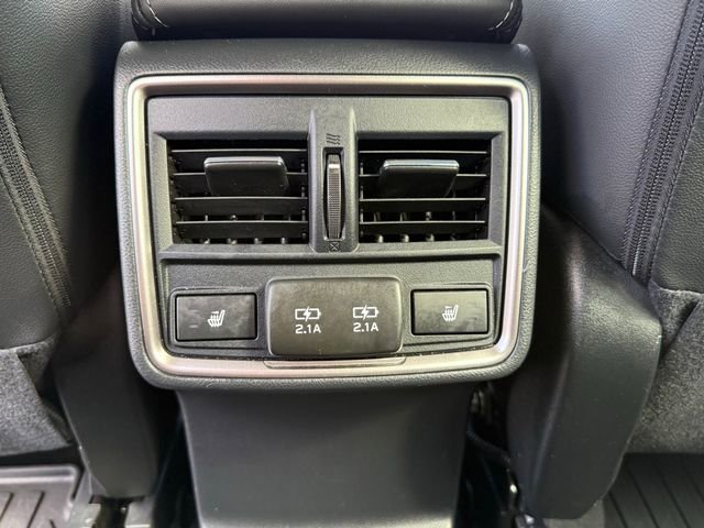 Used 2024 Subaru Forester Touring w/ Convenience Package AWD/4WD image 29