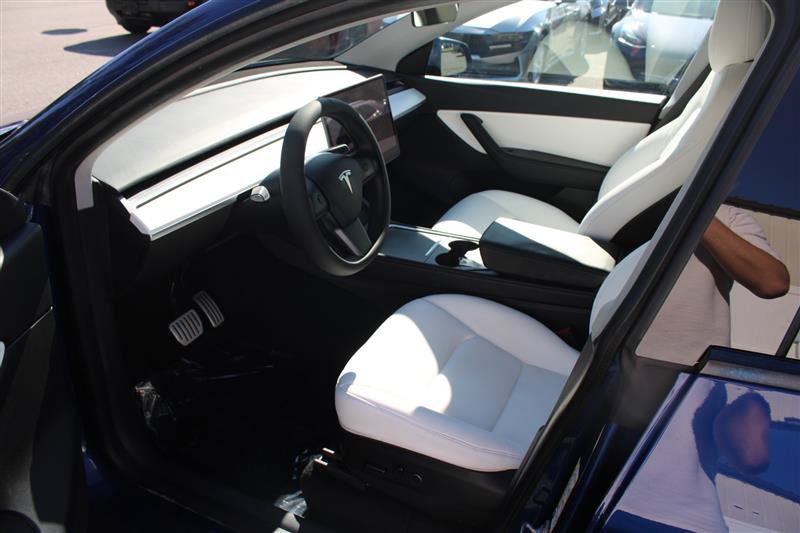 Used 2021 Tesla Model Y Performance AWD/4WD image 8