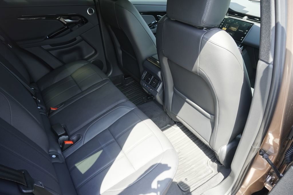 New 2026 Land Rover Range Rover Evoque S image 26
