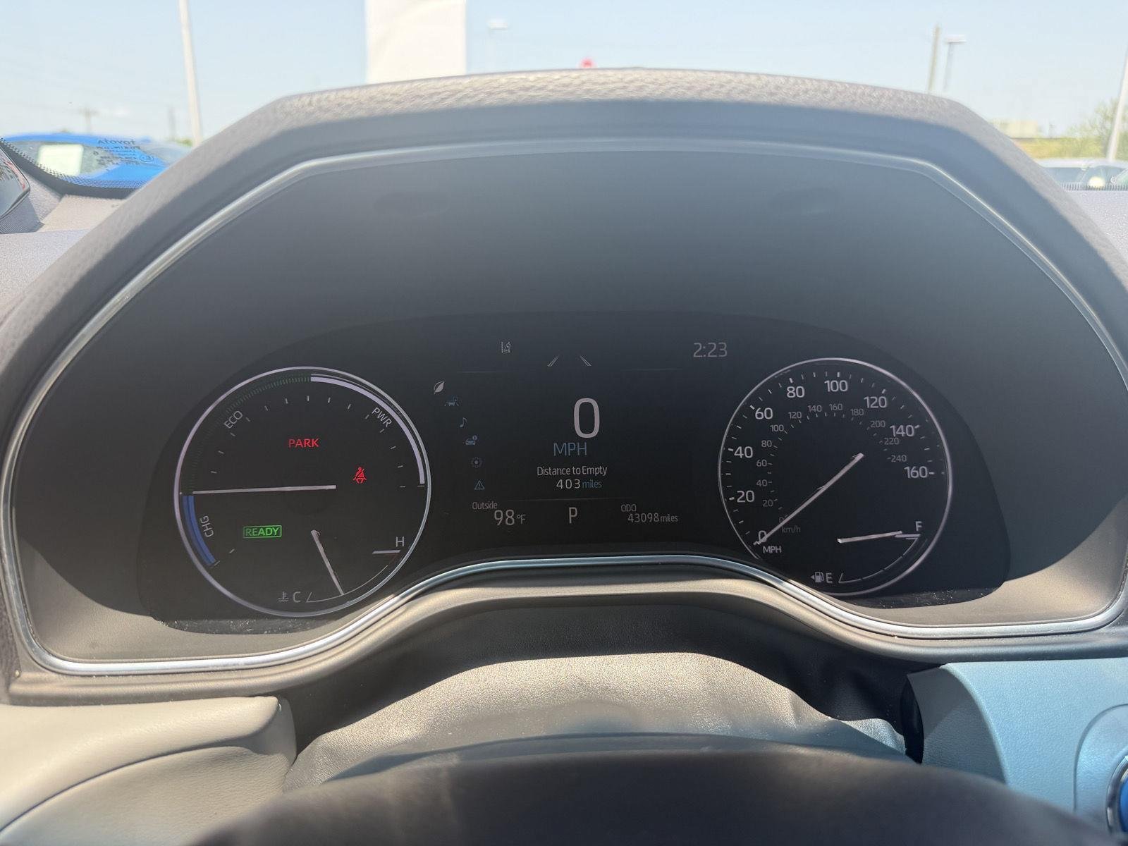 Used 2020 Toyota Avalon XLE w/ Moonroof Package FWD image 23