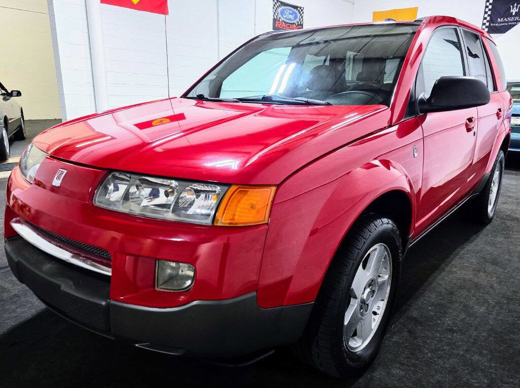 Used 2004 Saturn Vue AWD V6 w/ Comfort Pkg image 3