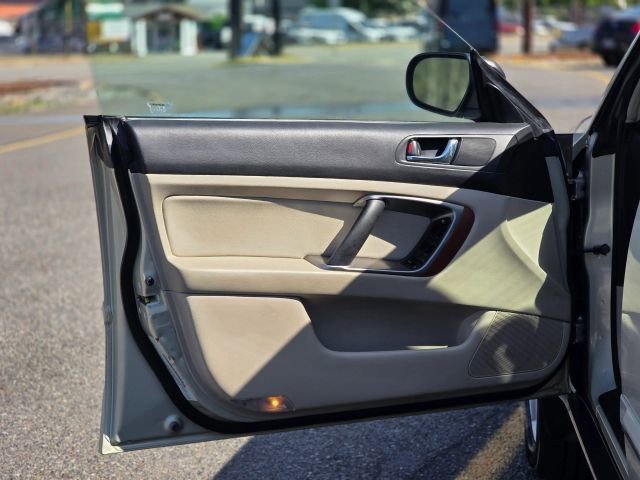 Used 2006 Subaru Outback 2.5i image 21