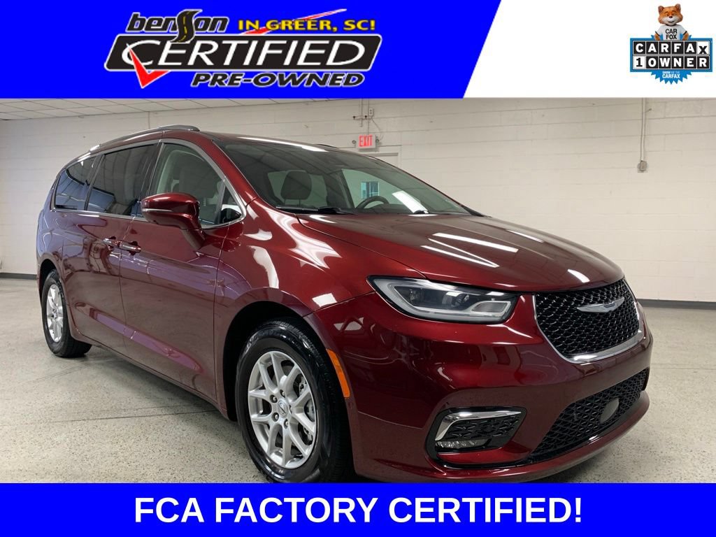 Certified 2021 Chrysler Pacifica Touring-L w/ Uconnect Theater Family Group