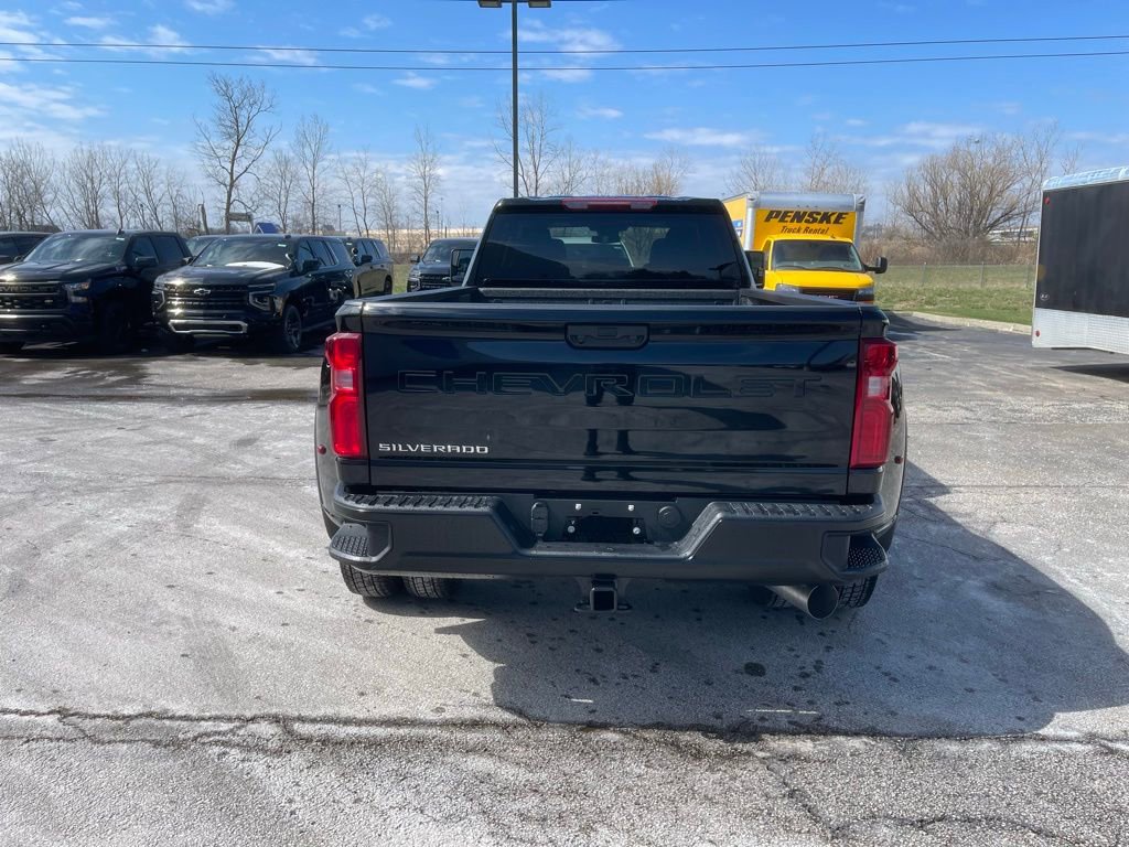 New 2026 Chevrolet Silverado 3500 W/T image 6