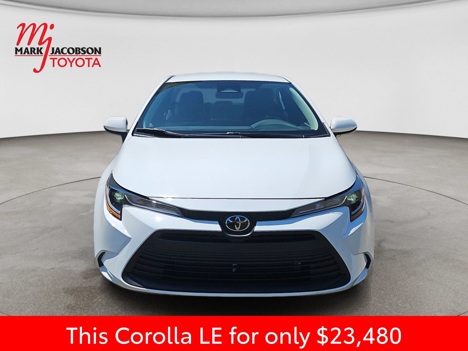 Used 2026 Toyota Corolla LE FWD image 3