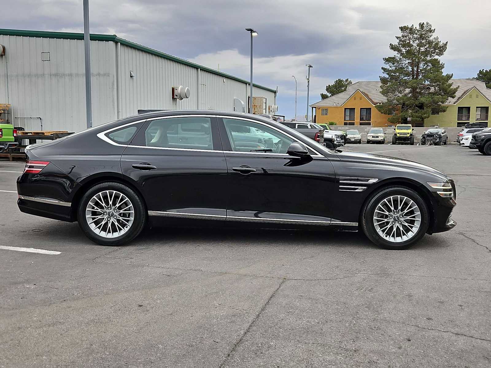 Used 2023 Genesis G80 2.5T image 9