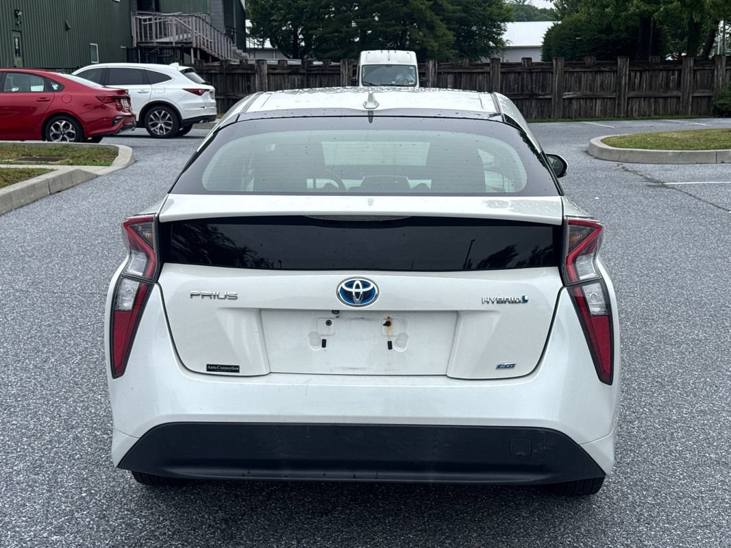 Used 2017 Toyota Prius Two FWD image 7