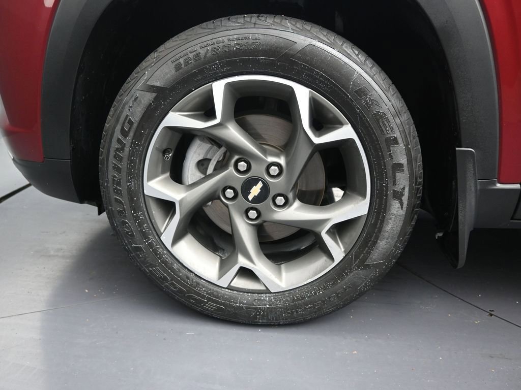 Used 2024 Chevrolet Trax LT FWD image 10
