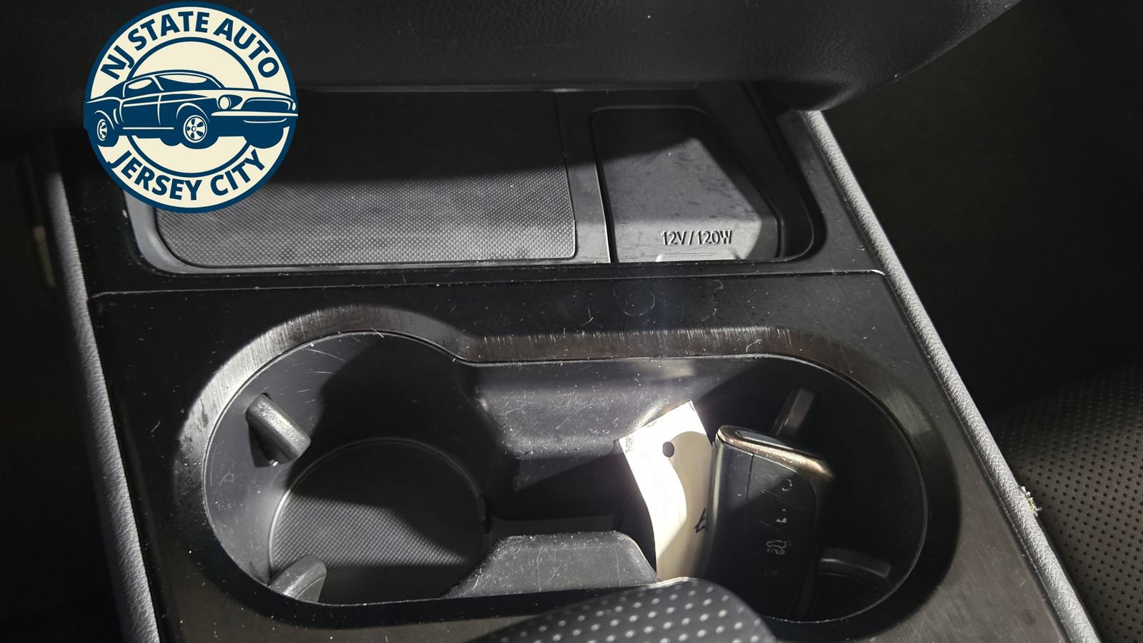 Used 2021 Lexus UX 200 F Sport w/ Accessory Package (Z1) FWD image 19