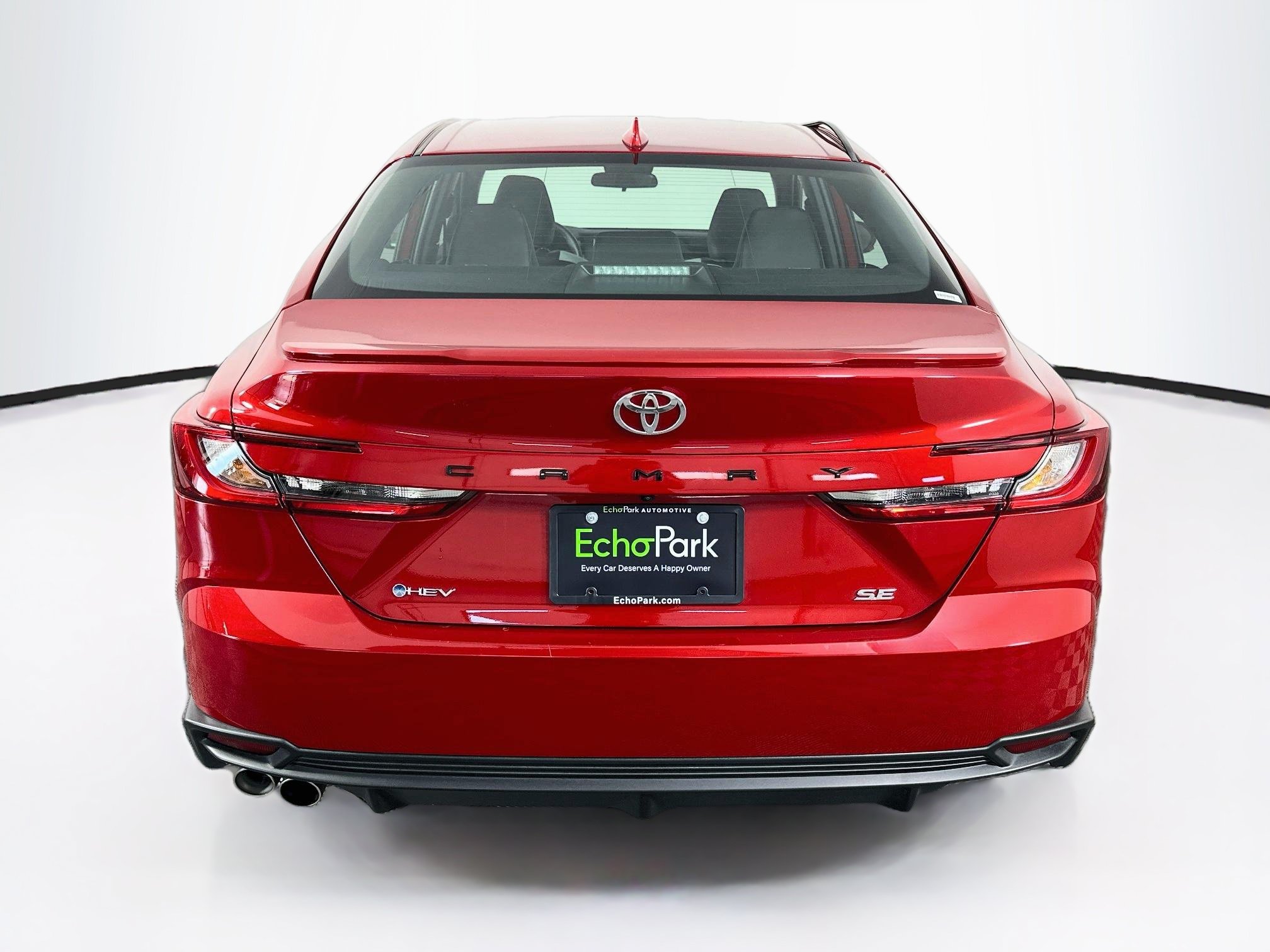 Used 2026 Toyota Camry SE FWD image 7