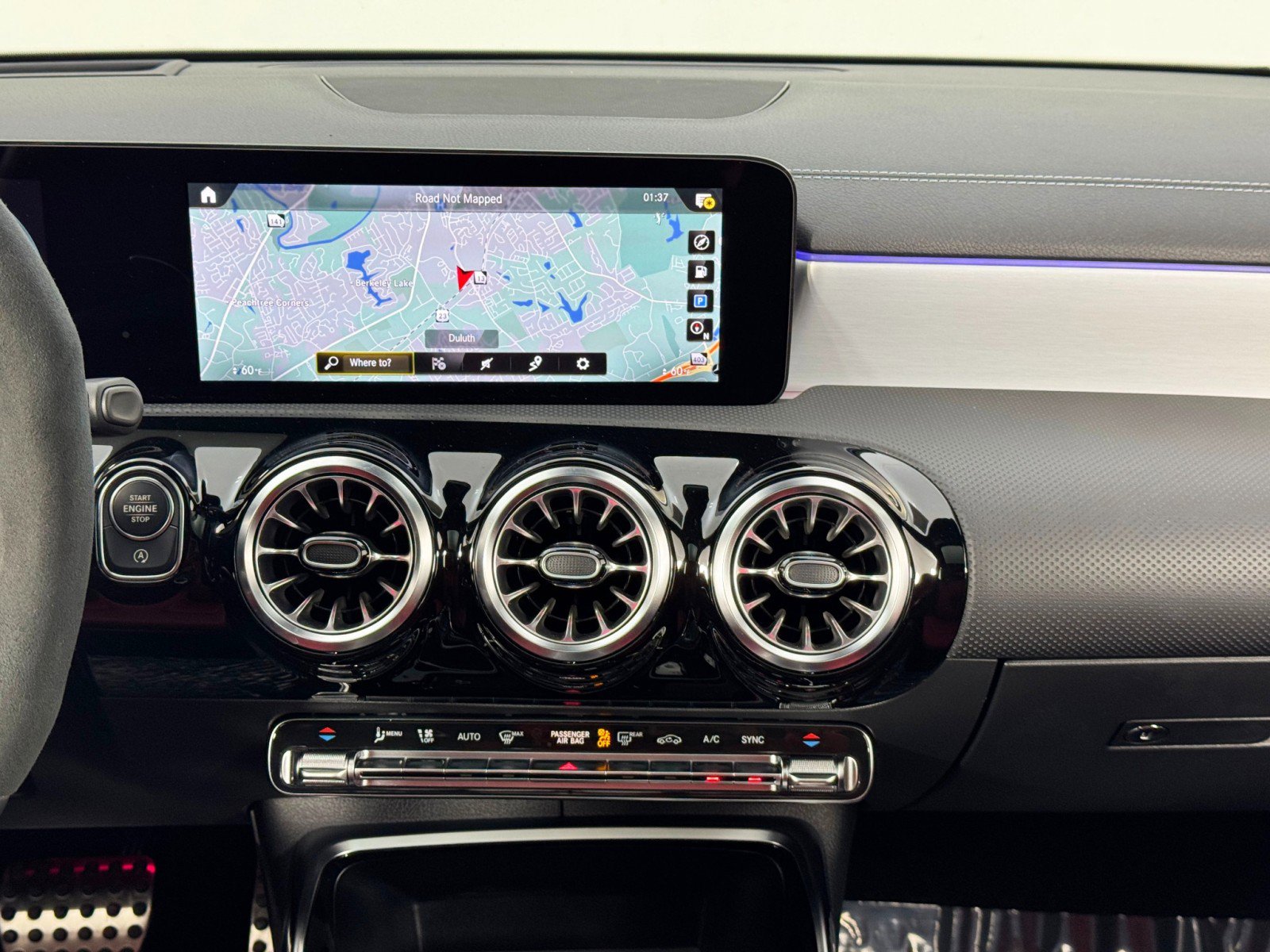 Used 2022 Mercedes-Benz CLA 45 AMG 4MATIC w/ Parking Assistance Package image 26