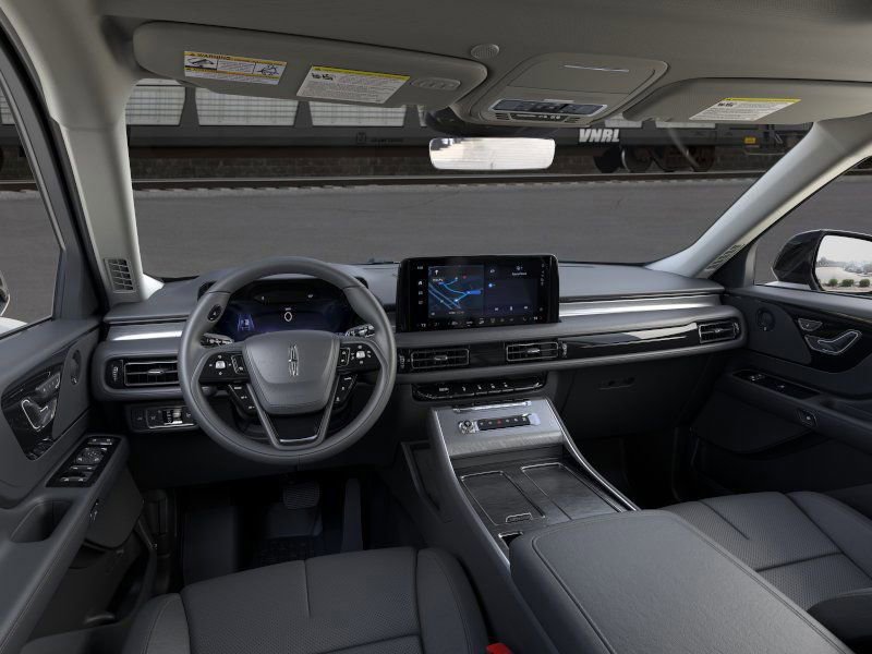 New 2026 Lincoln Aviator 2WD image 9