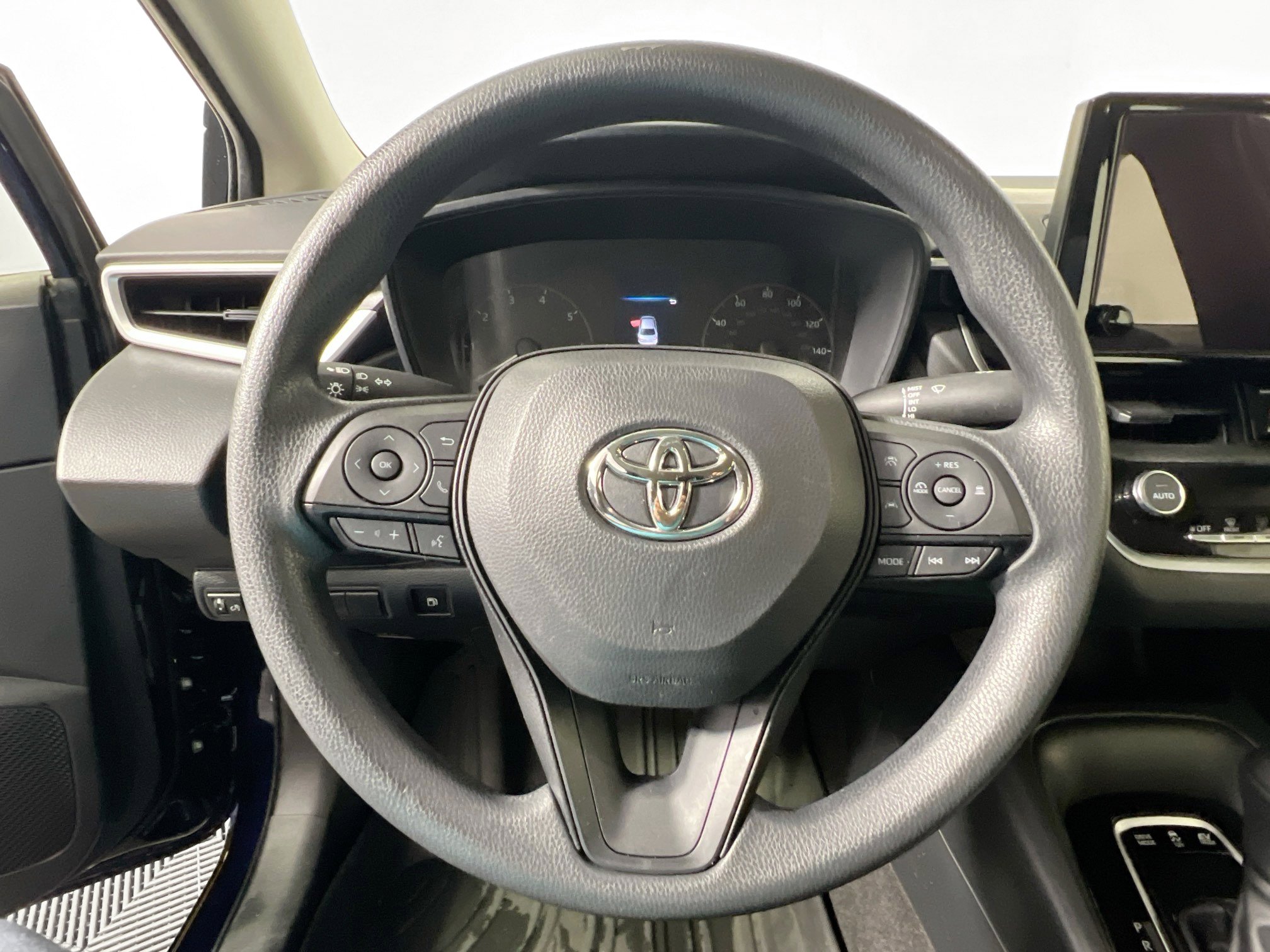 Used 2024 Toyota Corolla LE image 16