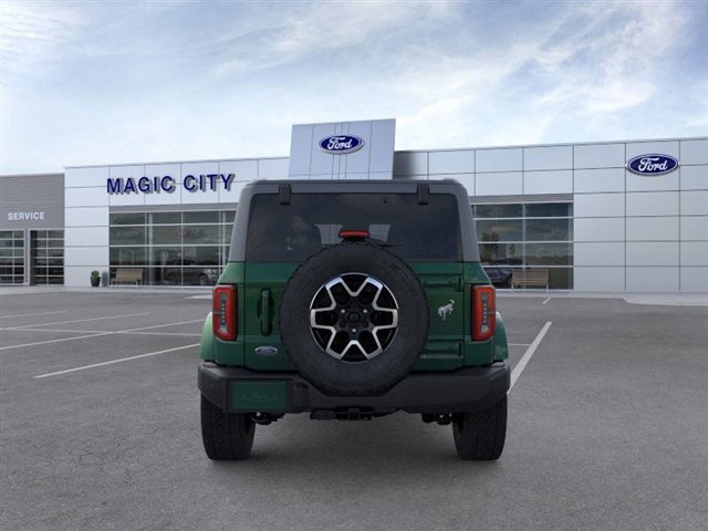 New 2025 Ford Bronco Outer Banks image 5