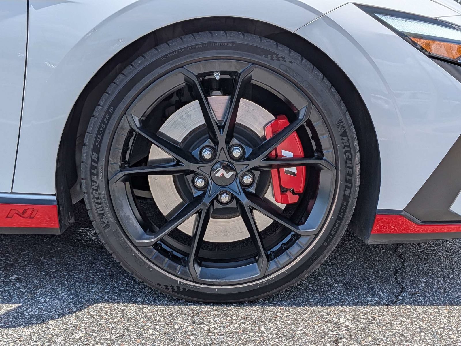Used 2025 Hyundai Elantra N FWD image 11