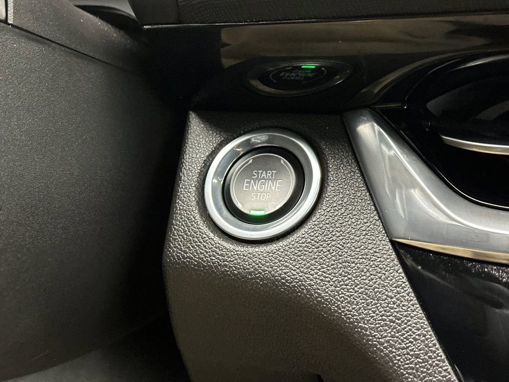 Used 2025 Buick Envista Sport Touring FWD image 21