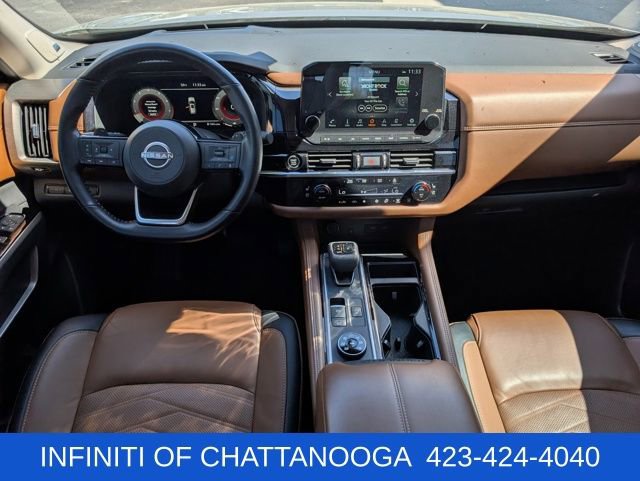 Used 2023 Nissan Pathfinder Platinum w/ Cargo Package image 11