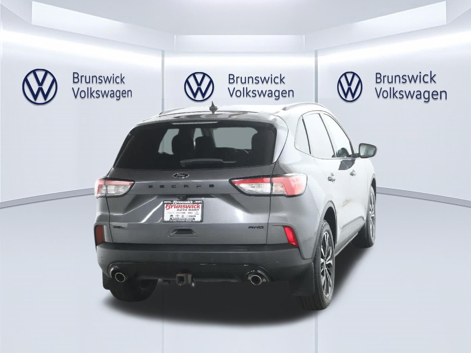 Used 2021 Ford Escape SEL w/ SEL Stealth AWD Package image 46