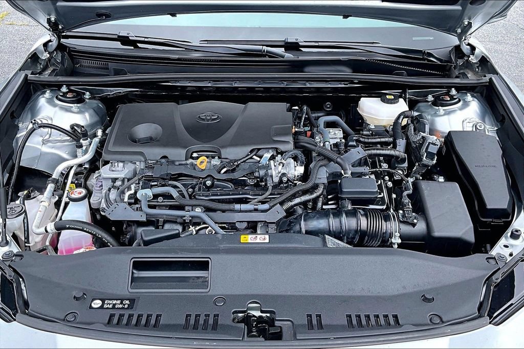 Used 2025 Toyota Camry LE FWD image 30