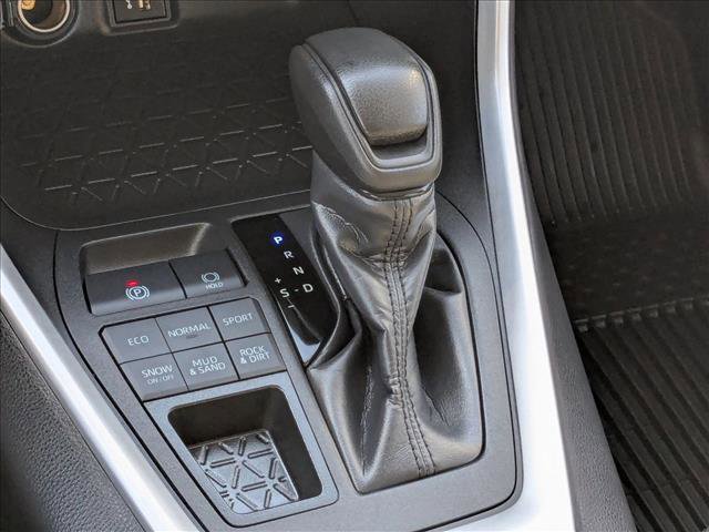Used 2024 Toyota RAV4 LE image 12