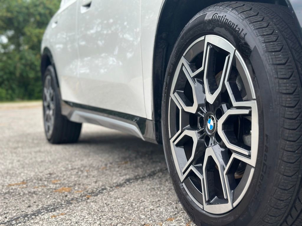 Certified 2023 BMW X1 xDrive28i w/ Premium Package AWD/4WD image 9