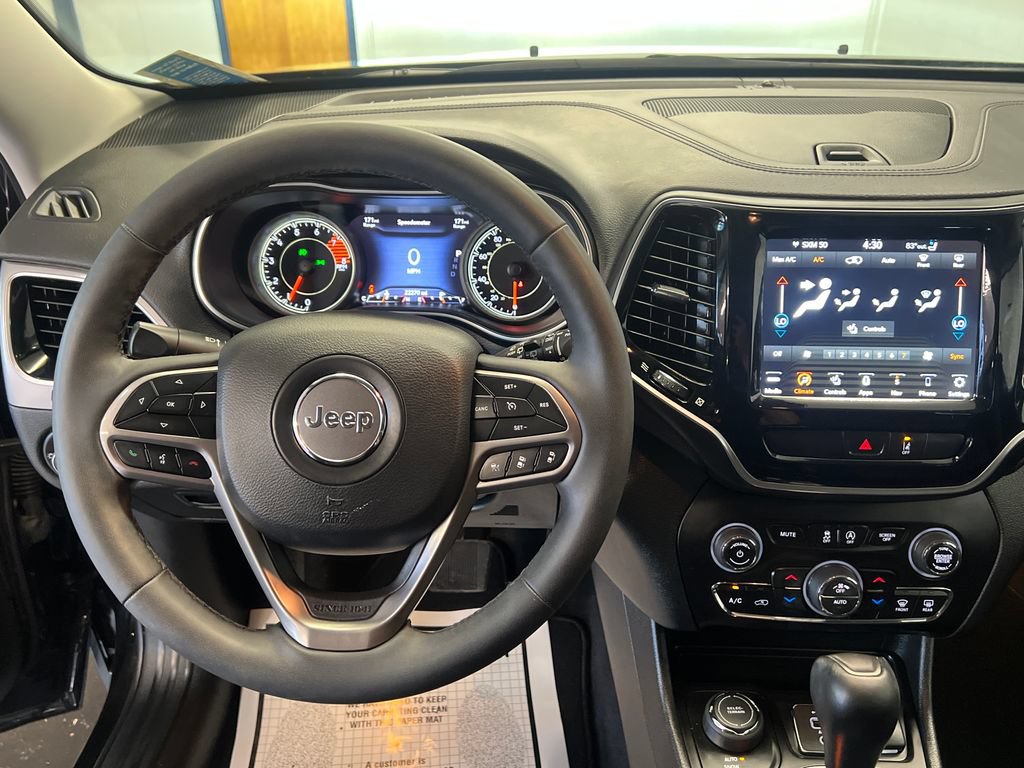 Used 2022 Jeep Cherokee Limited w/ Elite Package AWD/4WD image 20