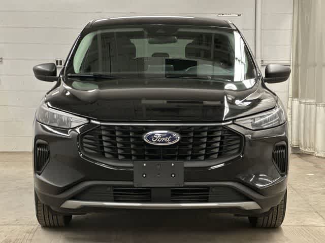 Used 2025 Ford Escape Active AWD/4WD image 28