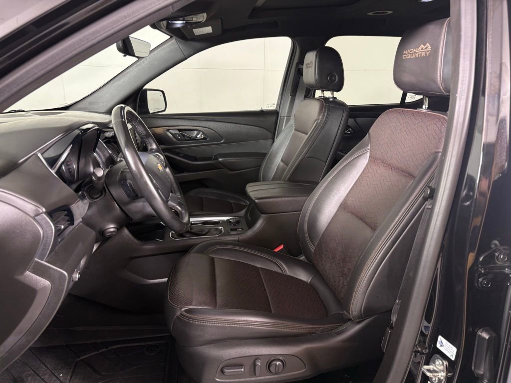 Used 2023 Chevrolet Traverse High Country w/ LPO, Floor Liner Package image 17