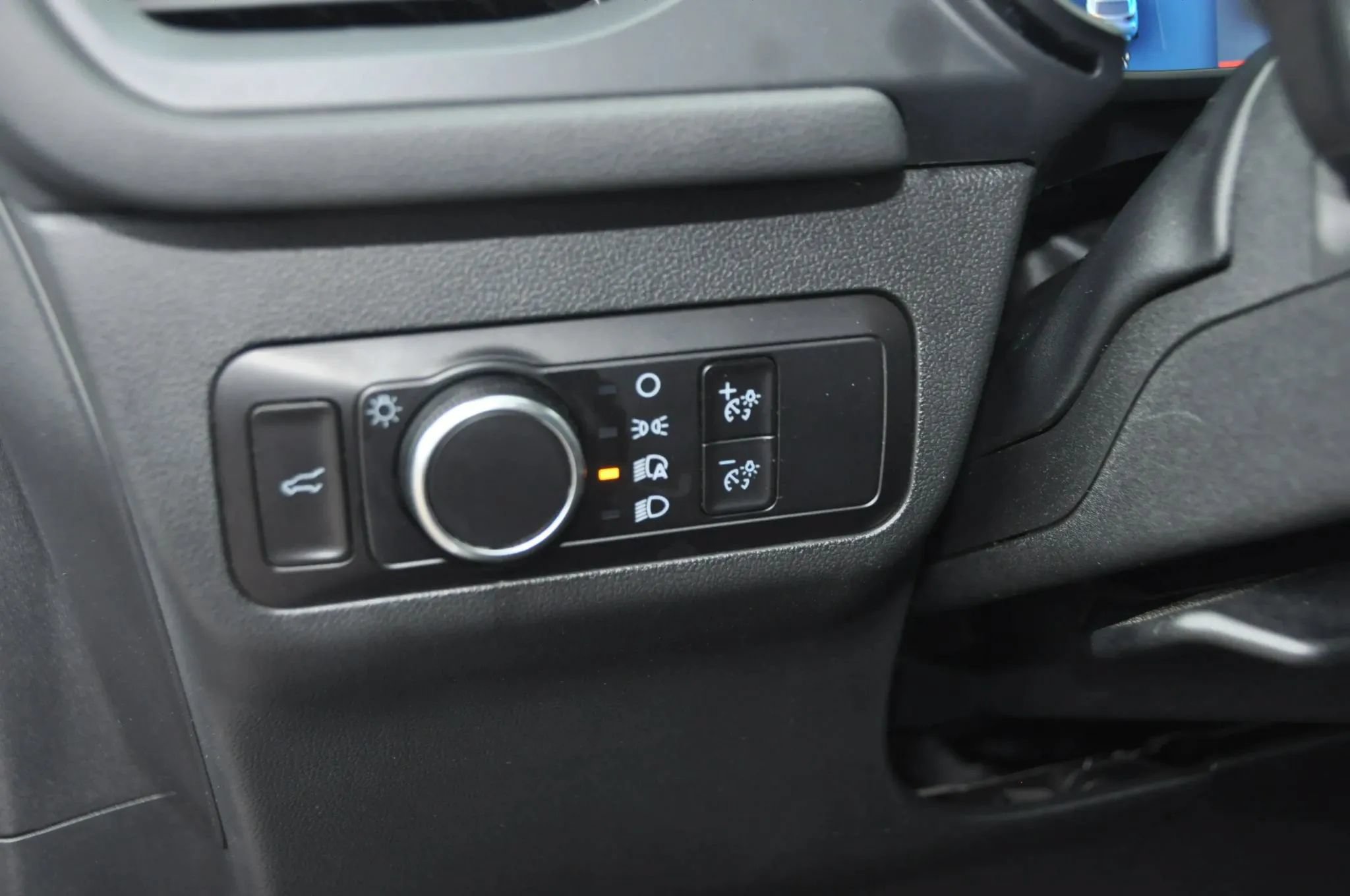 Used 2023 Ford Escape ST-Line FWD image 14