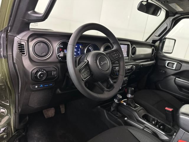 Used 2023 Jeep Wrangler Unlimited w/ Convenience Group image 13